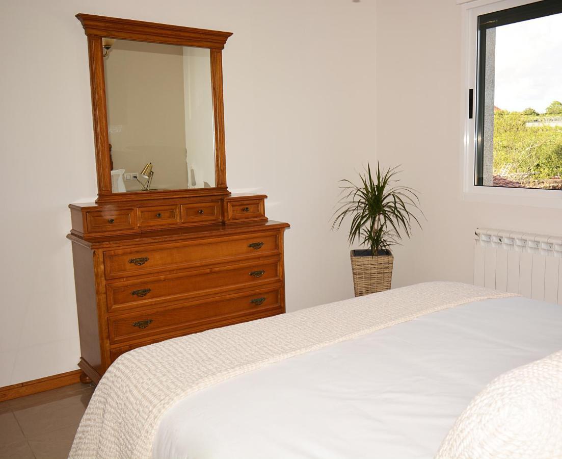 Galihost - Casa Con Enorme Jardin En Cambados Villa Bagian luar foto