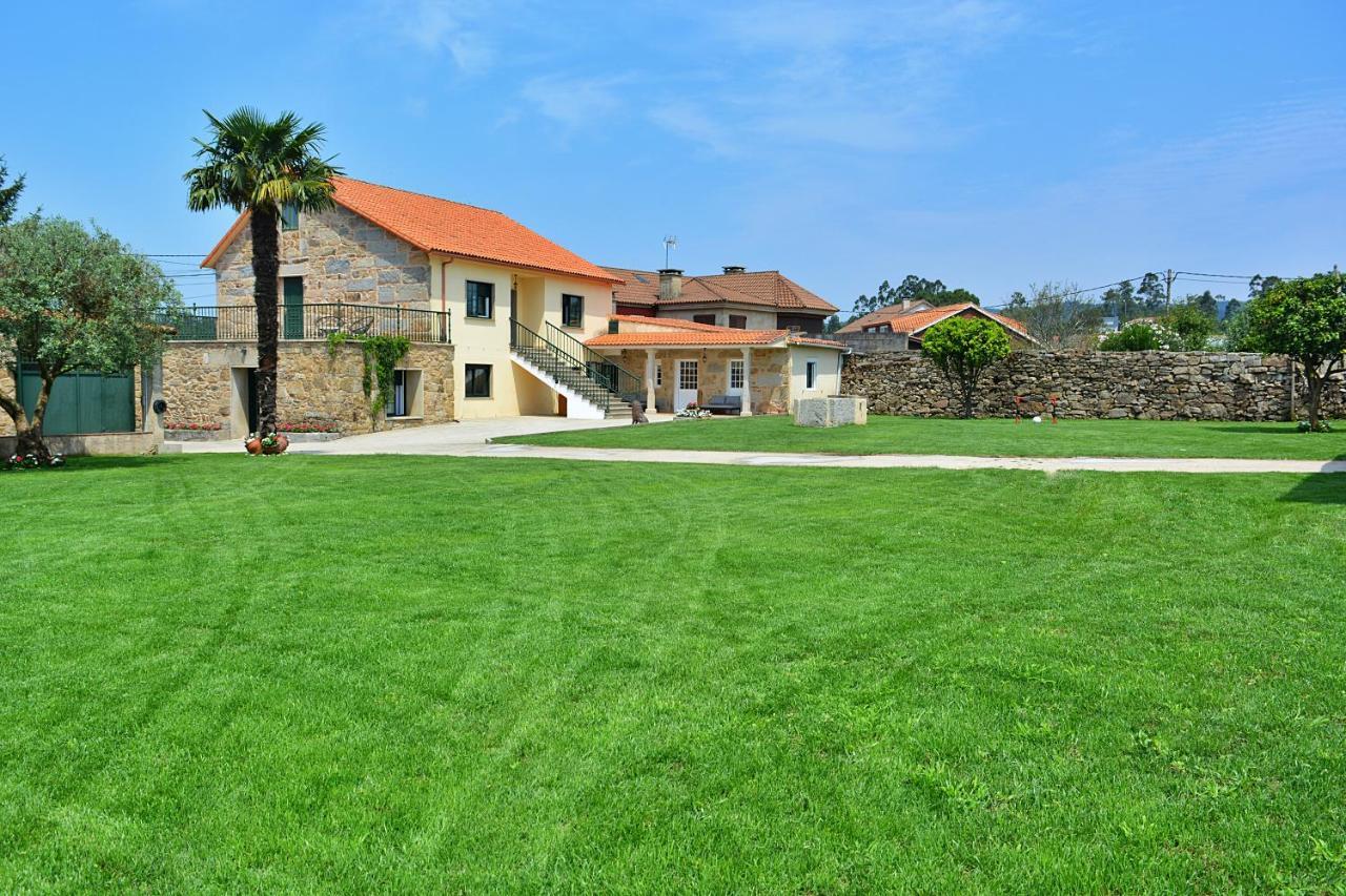 Galihost - Casa Con Enorme Jardin En Cambados Villa Bagian luar foto