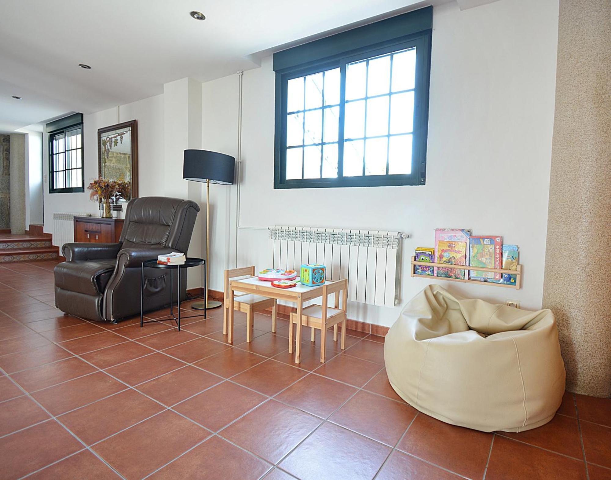 Galihost - Casa Con Enorme Jardin En Cambados Villa Bagian luar foto