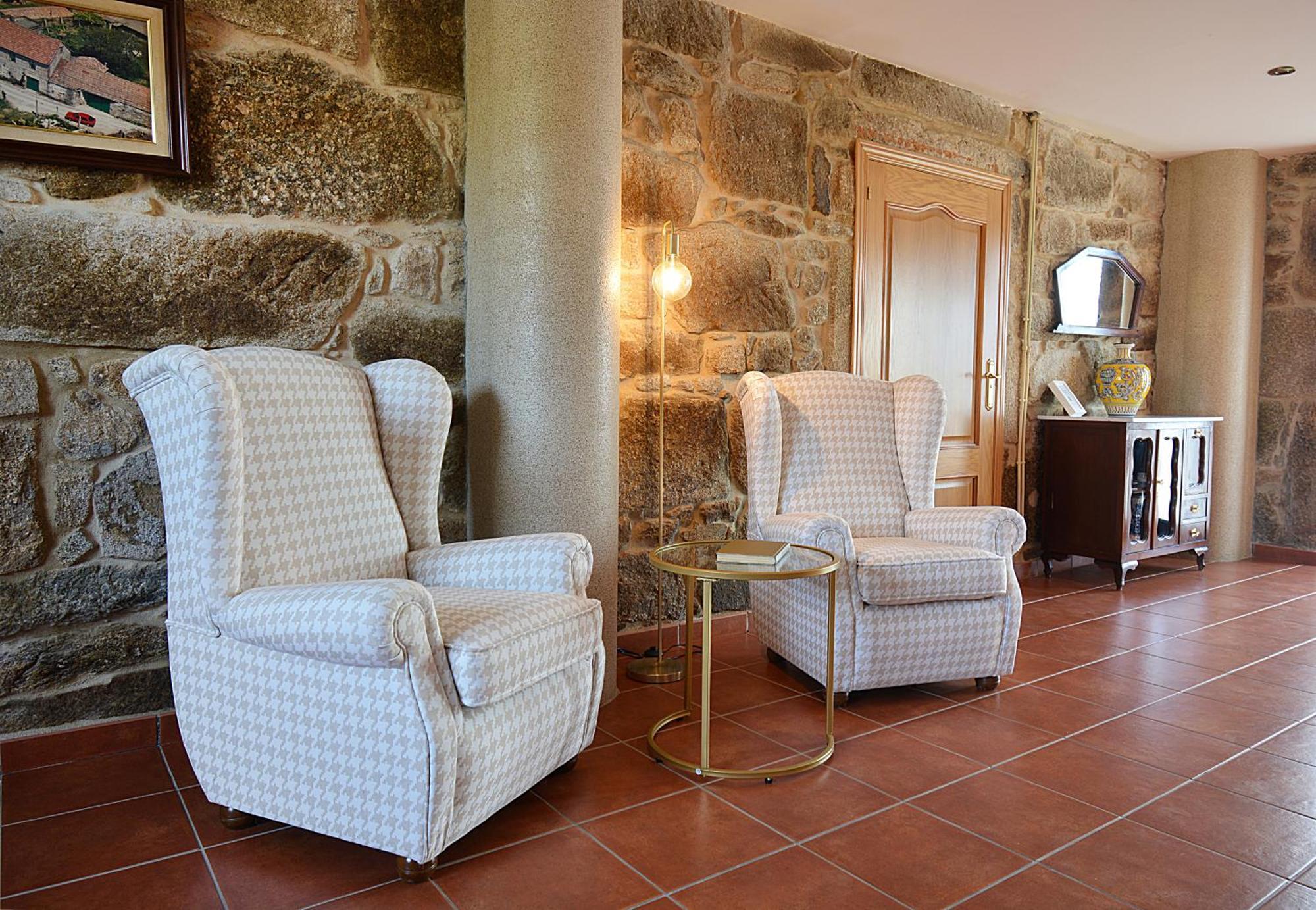 Galihost - Casa Con Enorme Jardin En Cambados Villa Bagian luar foto