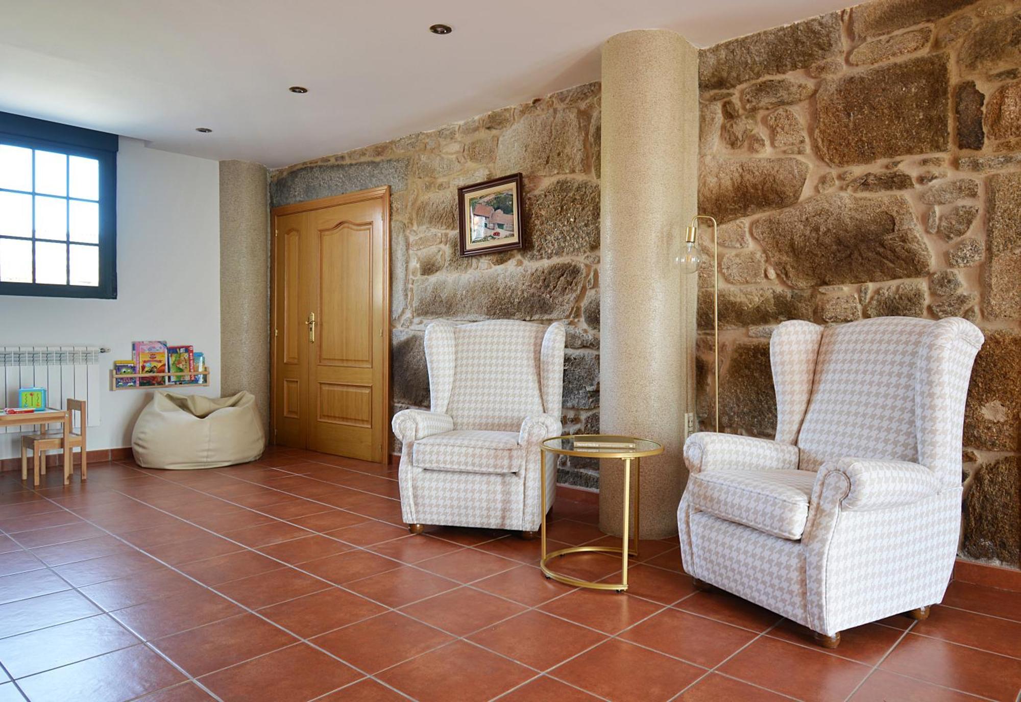 Galihost - Casa Con Enorme Jardin En Cambados Villa Bagian luar foto
